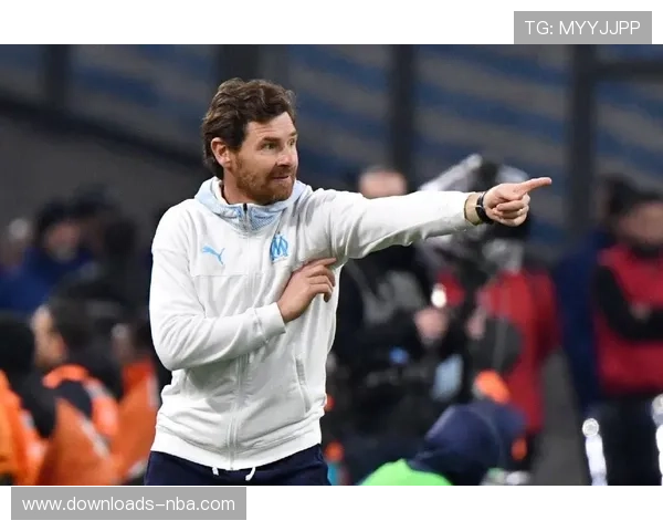 朗斯主帅萨奇战术革新受瞩目，343防反体系引领法甲实用主义风潮